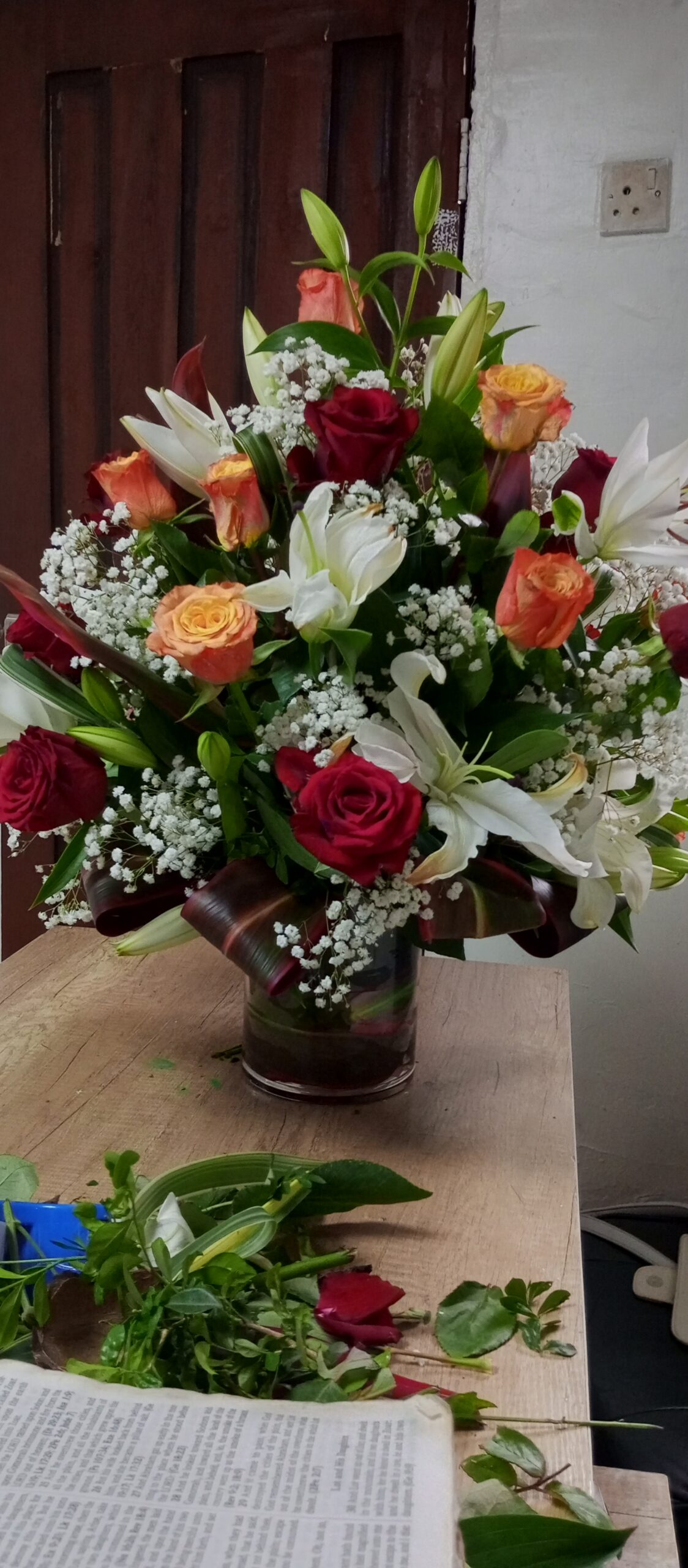 Fresh flowers vase arrangement Flowerexpression